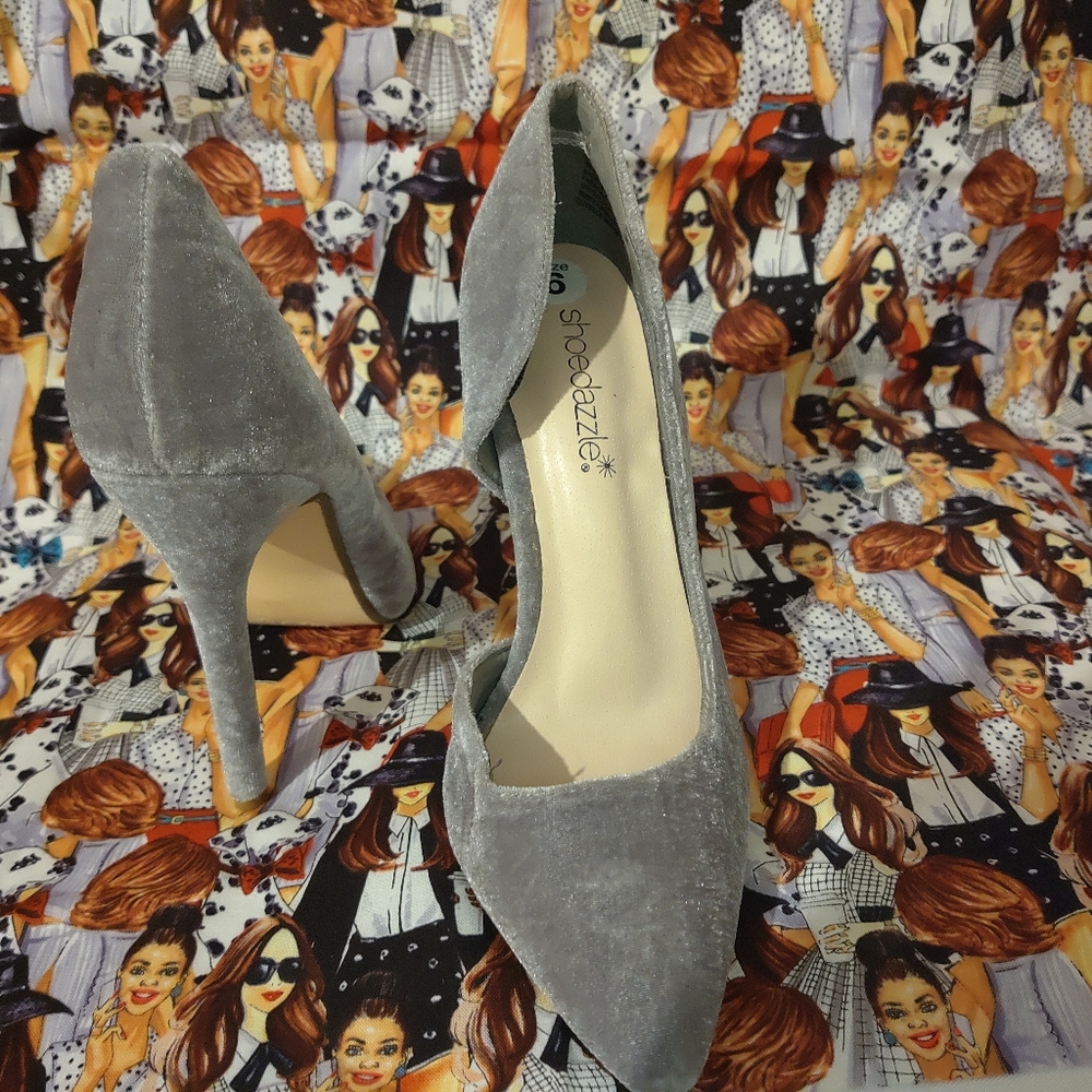 Shoe dazzle high heels